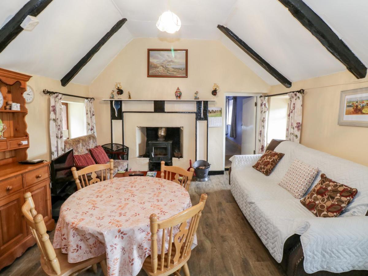 The Thatched Cottage Liscarney Exterior foto